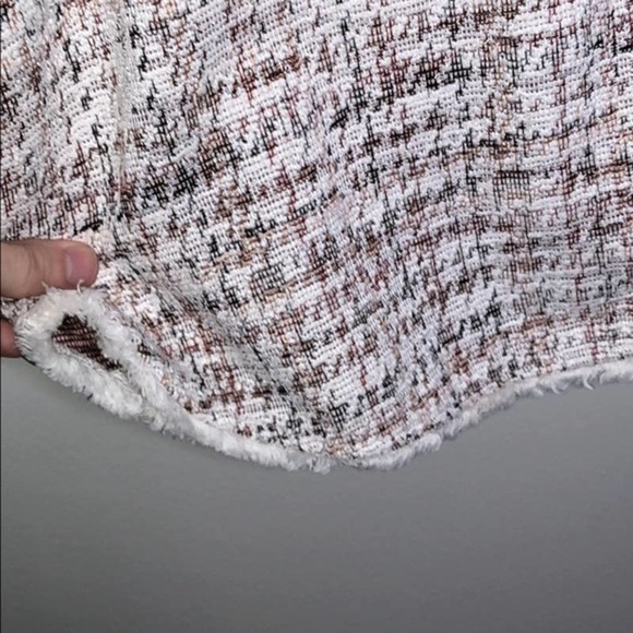 𝅺w5 Anthropologie Cream Red Long Sleeve Blouse M - Picture 3 of 8